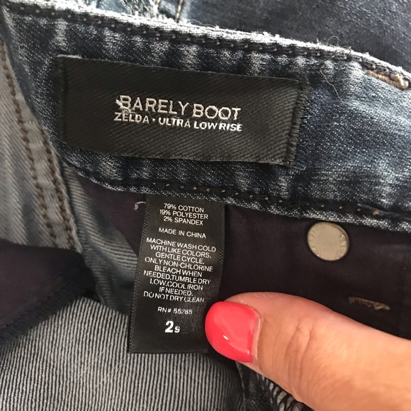 Express Barely Boot Zelda Ultra Low Rise Jeans - Picture 3 of 6